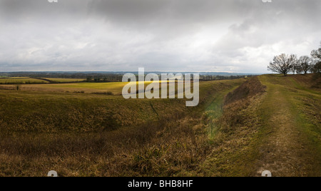 Remparts intérieurs de Badbury Rings Âge de fer fort, Dorset, UK Banque D'Images