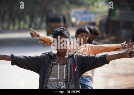 Les enfants des rues indiens Banque D'Images