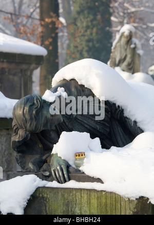 Pologne Cracovie cimetière Rakowicki Catholique Banque D'Images