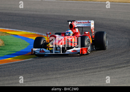 Felipe Massa (BRA) au volant de la Ferrari F10 de voiture de course de Formule Un en février 2010 Banque D'Images