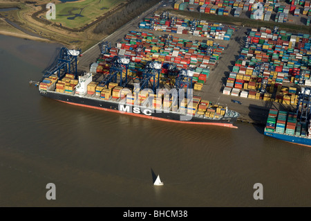 Le SMC Lisbonne au port de Felixstowe Royaume-uni Banque D'Images