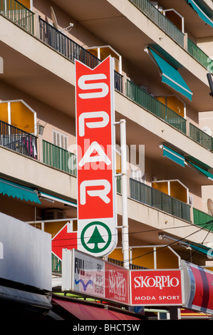 Magasin Spar sign in Mallorca, Espagne Banque D'Images