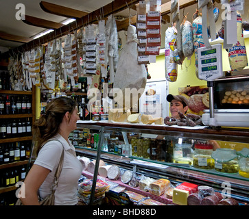 Buenos Aires Palermo épicerie fromage Jambon Iberico Banque D'Images