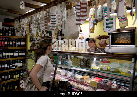 Buenos Aires Palermo épicerie fromage Jambon Iberico Banque D'Images