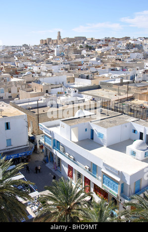 Vue sur Médina montrant Kasbah à distance, le Gouvernorat de Sousse, Sousse, Tunisie Banque D'Images