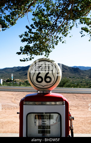 Pompe à carburant, la route 66, Arizona, USA Banque D'Images