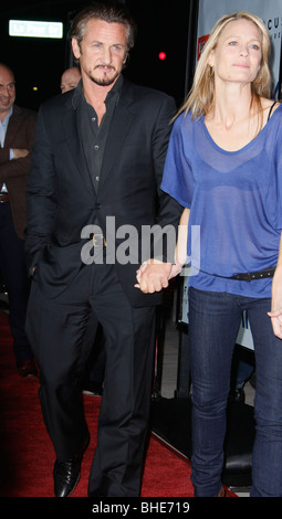SEAN PENN ROBIN WRIGHT PENN LAIT PREMIERE LOS ANGELES BEVERLY HILLS LOS ANGELES CA USA 13 novembre 2008 Banque D'Images