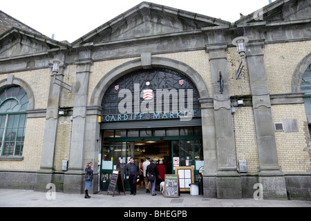 Entrée de marché de Cardiff sur Trinity Street Cardiff Wales UK Banque D'Images