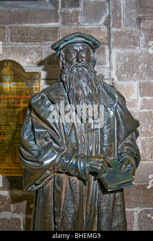 Statue de John Knox dans la cathédrale St Giles Edimbourg 6085 SCO Banque D'Images