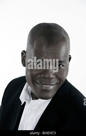 Studio shot portrait of a smiling Handsome Man Afro 40 Banque D'Images