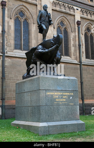 Monument à l'explorateur et navigateur du Capitaine Matthew Flinders à Melbourne, Victoria, Australie Banque D'Images