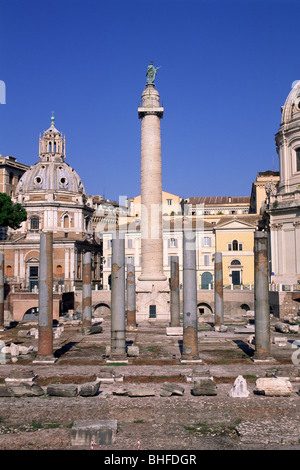 Italie, Rome, colonne de Trajan Banque D'Images