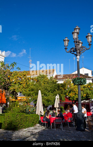 La Plaza de los Naranjos, Marbella - Andalousie, Espagne Banque D'Images