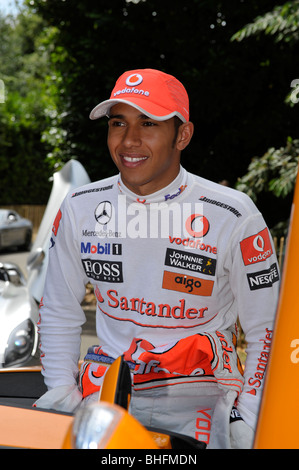 Goodwood festival of speed 2009 dimanche 5 juillet Lewis Hamilton se trouve sur la Mercedes SLR 722s. Banque D'Images