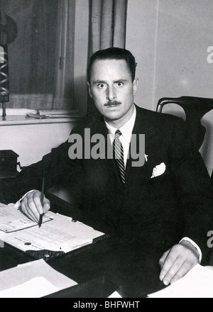 SIR OSWALD MOSLEY - homme politique français (1896-1980) ici à propos de 1932 après la fondation de l'Union britannique des Facists Banque D'Images