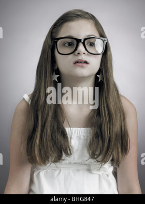 Portrait of a Girl wearing glasses Banque D'Images