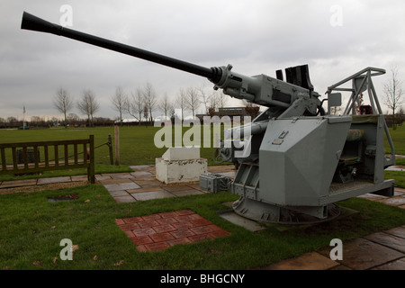 Défensivement équipée de navires marchands au Mémorial National Memorial Arboretum dans Enggland,Staffordshire. Banque D'Images