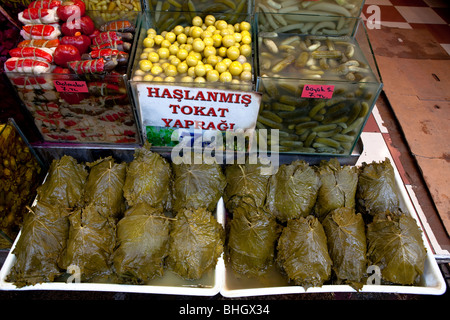 Stall / exposition dans le marché égyptien près de Eminoglu. Istanbul, Turquie, mer Méditerranée, Eurasie, Orient Banque D'Images