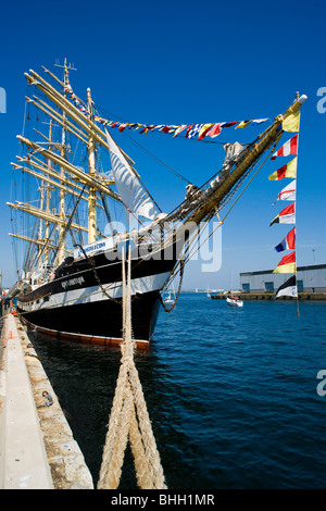 Les quatre-mâts barque russe Kruzenshtern pendant la Tall Ships Festival 2009 à Halifax, en Nouvelle-Écosse. Banque D'Images