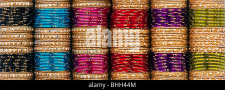 Womens bangles indiens panoramique modèle Banque D'Images