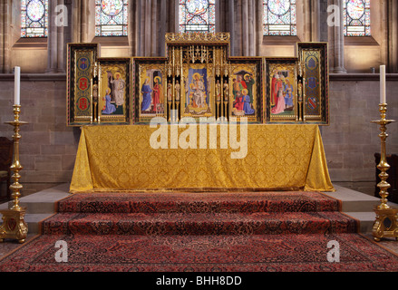 L'autel et retable à l'intérieur de la chapelle de la Dame,une cathédrale très réconfortant, calme et paisible. Banque D'Images