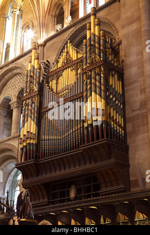 L'orgue conçu par Scott abrite un instrument par Henry Willis. Banque D'Images