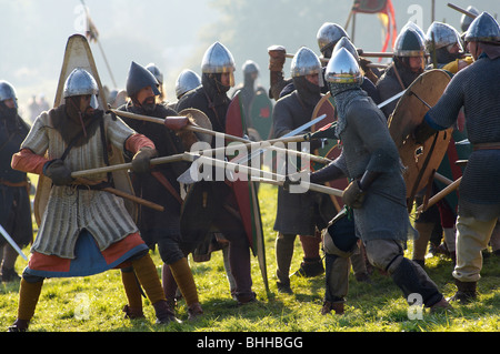 Bataille de Hastings lance épée casque Banque D'Images