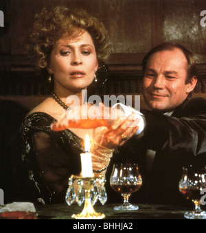 BURNING SECRET - 1988 film Vestron avec Faye Dunaway et Klaus Maria Brandauer Banque D'Images