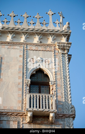 Venise, Italie. Détail de façade gothique du palais Ca d'oro Banque D'Images