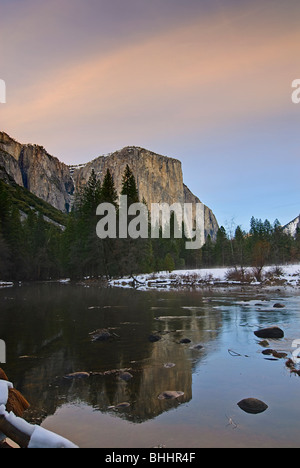 Vue spectaculaire de la vallée Yosemite. Banque D'Images