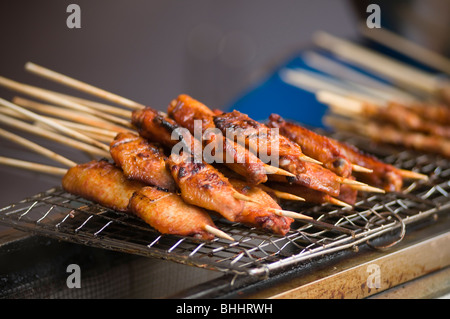L'alimentation de rue dans l'eau historique ville de Suzhou, province de Jiangsu, Chine, Asie Banque D'Images