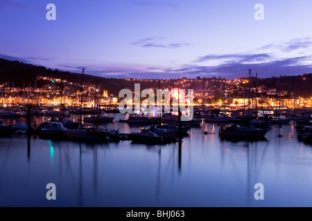 Dartmouth et The River Dart à Dusk, South Hams, Devon, Angleterre, Royaume-Uni Banque D'Images