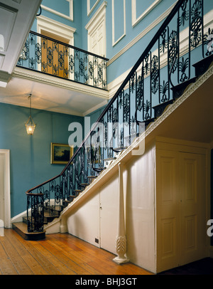 Le grand escalier à Kenwood House, Hampstead, Londres, 1989. Artiste : Paul Highnam Banque D'Images