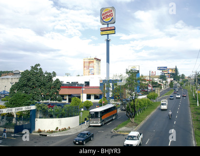 El Salvador. La ville de San Salvador. Proceres de Boulevard. Banque D'Images