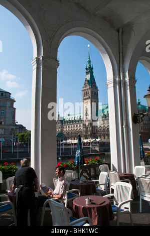 Rathaus, Alsterarkaden, Hamburg, Deutschland | Guild Hall, Arcades de l'Alster, Hamburg, Allemagne Banque D'Images
