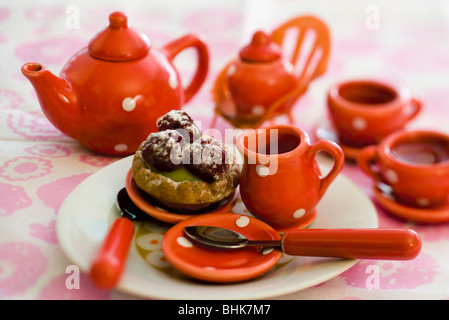 Toy tea set à pâtisserie Banque D'Images