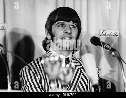 Beatles, 1960 - 1970, groupe rock britannique, Ringo Starr, conférence, « Bravo Blitz Tour », Munich, 24.6.1966, , Banque D'Images