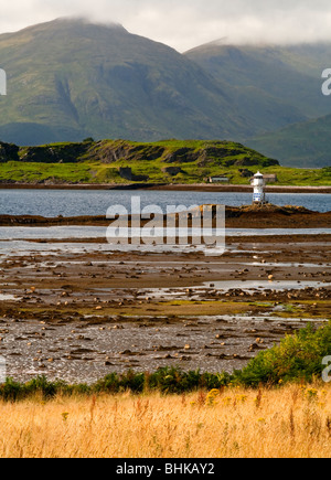 Vue sur le Loch Linnhe de Port Appin vers Morvern à Argyll dans le nord-ouest de l'Ecosse UK Banque D'Images