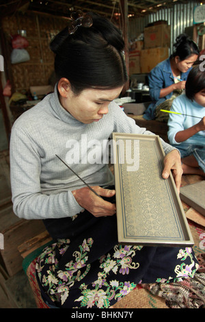 Le Myanmar, Birmanie, Bagan, Myinkaba, atelier de laques Banque D'Images