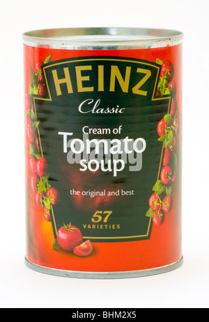 Une boîte de crème de soupe de tomate Heinz isolé sur fond blanc Banque D'Images