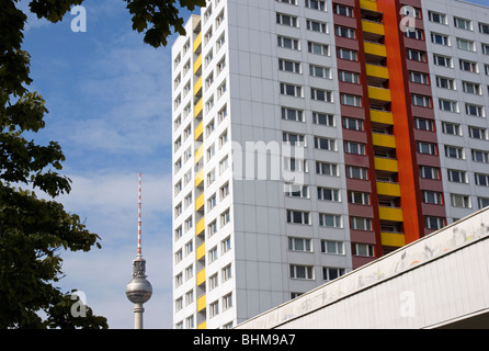 Plattenbau rénové, bâtiment préfabriqué, East Berlin, Allemagne Banque D'Images