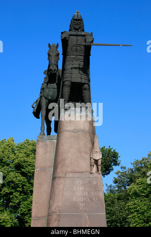 Statue du Grand-duc Gediminas, fondateur de Lituanie à Vilnius, Lituanie Banque D'Images
