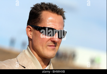 Michael Schumacher en tenue décontractée à un événement de course automobile au Portugal où a été invité en tant que guest Banque D'Images