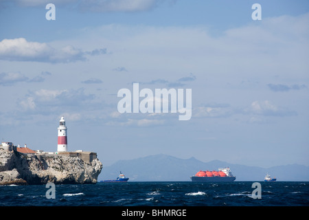 Gibraltar phare à Europa Point. C'est le seul phare de la Trinity House à l'extérieur du Royaume-Uni. Banque D'Images