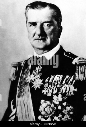 Horthy de Nagybanya, Miklos, 18.6.1868 - 9.2.1957, amiral et politicien hongrois, régent de Hongrie 1920 - 1944, demi-longueur en uniforme, Banque D'Images