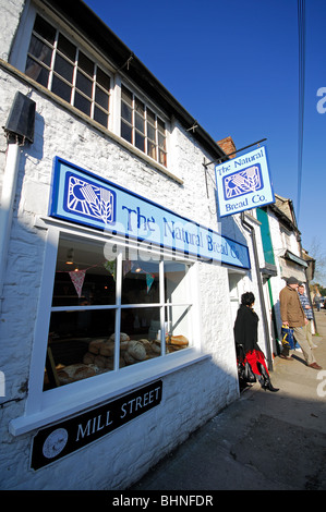 L'Oxfordshire, UK. Le Pain Naturel Co shop à Eynsham, près de Witney. 2010. Banque D'Images