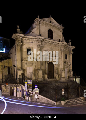 Chiesa Del Purgatorio Sante anime la nuit. Banque D'Images