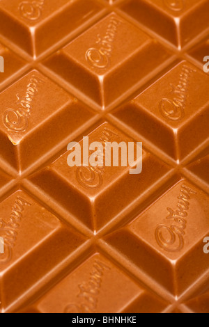 Cadburys dairy milk chocolate bar close up Banque D'Images