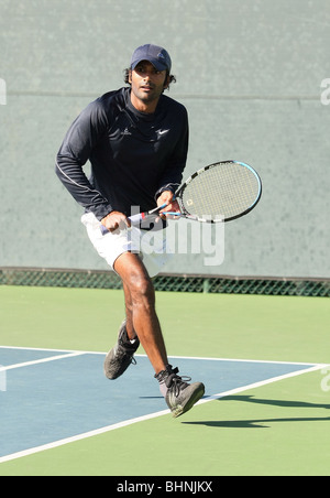 2009 Sendhil Ramamurthy CELEBRITY PRO AM POUR METTRE FIN À LA SP TENNIS TOURNAMENT LOS ANGELES CA USA 14 novembre 2009 Banque D'Images