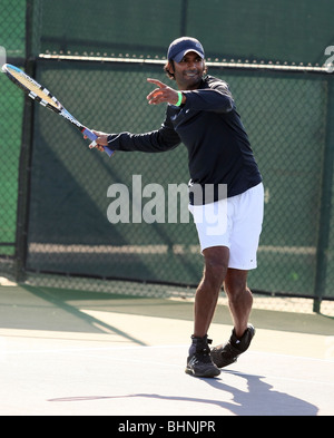 2009 Sendhil Ramamurthy CELEBRITY PRO AM POUR METTRE FIN À LA SP TENNIS TOURNAMENT LOS ANGELES CA USA 14 novembre 2009 Banque D'Images